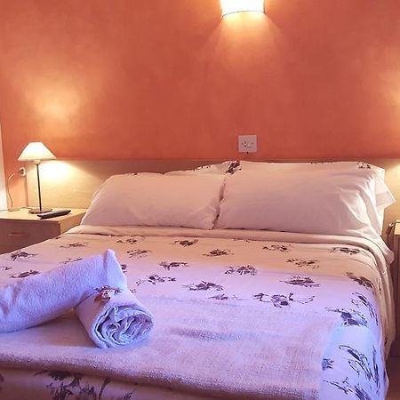 Hostal La Cuineta De Cal Triuet Gósol Zewnętrze zdjęcie