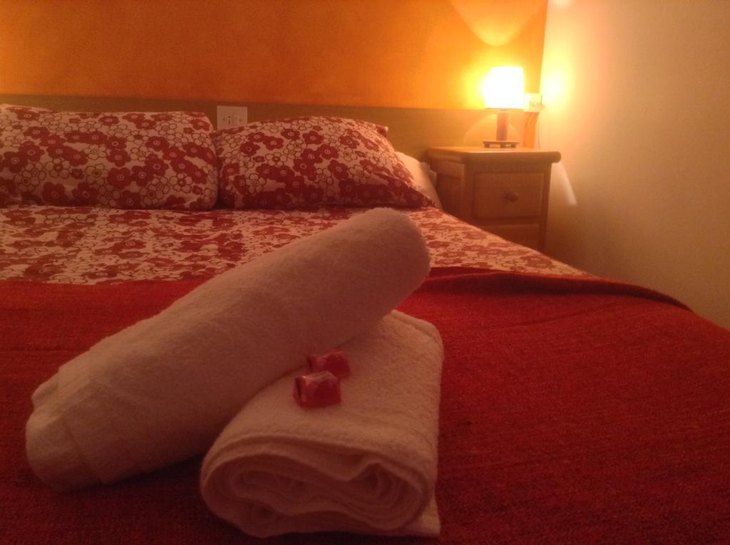Hostal La Cuineta De Cal Triuet Gósol Zewnętrze zdjęcie