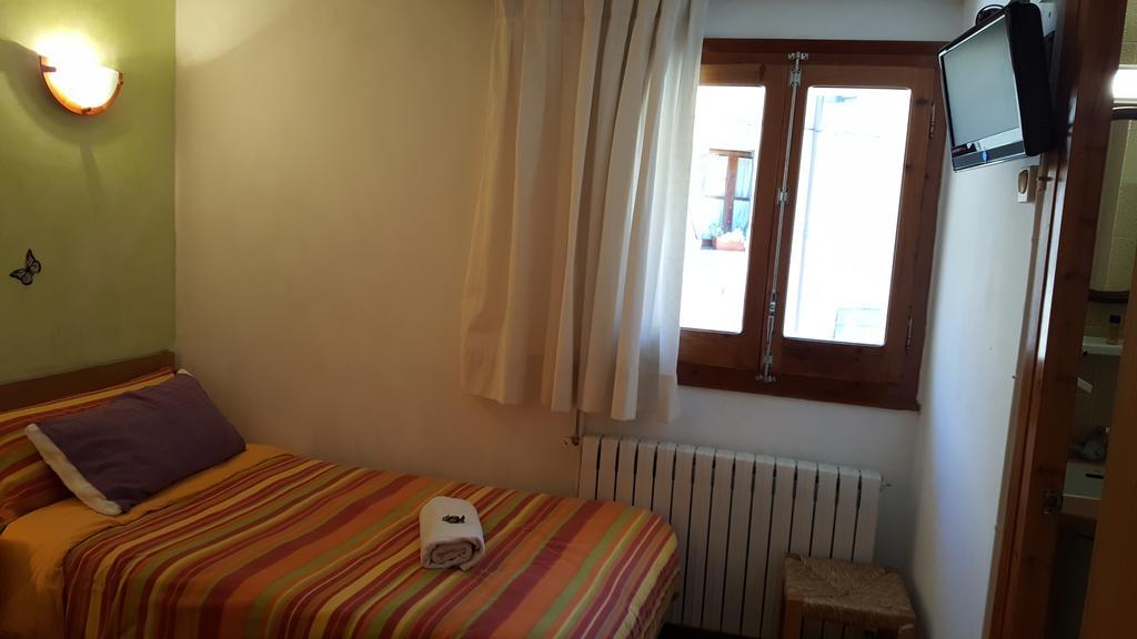 Hostal La Cuineta De Cal Triuet Gósol Zewnętrze zdjęcie